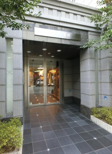 ミュプレ北浜のエントランス