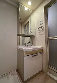 ミュプレ北浜の独立洗面台