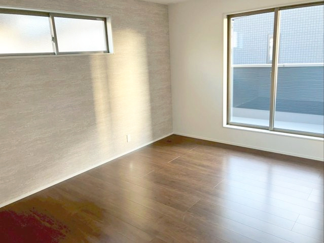 北九州市小倉南区津田新町1丁目　2期1号棟の洋室|9.7帖の洋室です！採光が取れた明るい空間です！