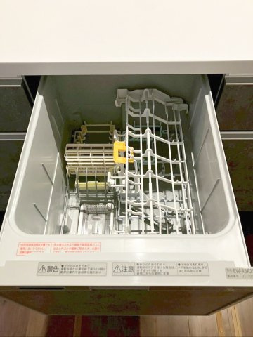北九州市小倉南区津田新町1丁目　2期1号棟のキッチン|家事の時間短縮・負担軽減に役立つ食洗器搭載です！