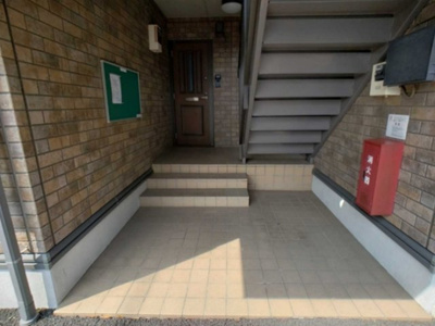 【エントランス】 | グレイスコート Ⅰ | エントランス