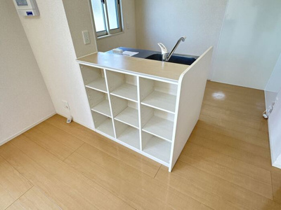 【キッチン】 | フォレストガーデン Ａ | キッチンカウンター収納