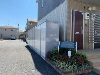 【ロビー】 | ステラ コート若草 Ａ | 物件入り口