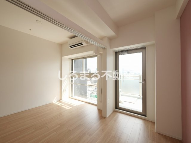 セレニテ日本橋エクラの洋室