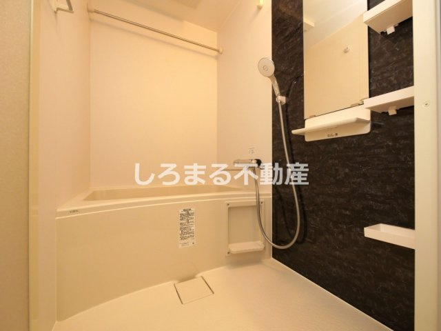 セレニテ日本橋エクラの浴室