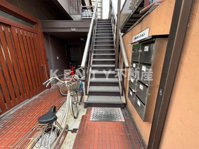 【エントランス】 | 三和マンション | ゆとりのあるエントランスです