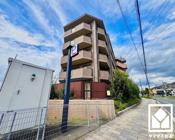 パデシオン三室戸駅前のその他