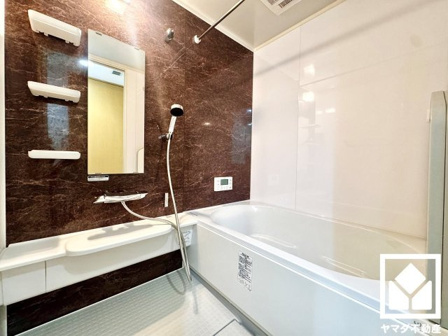 パデシオン三室戸駅前の浴室