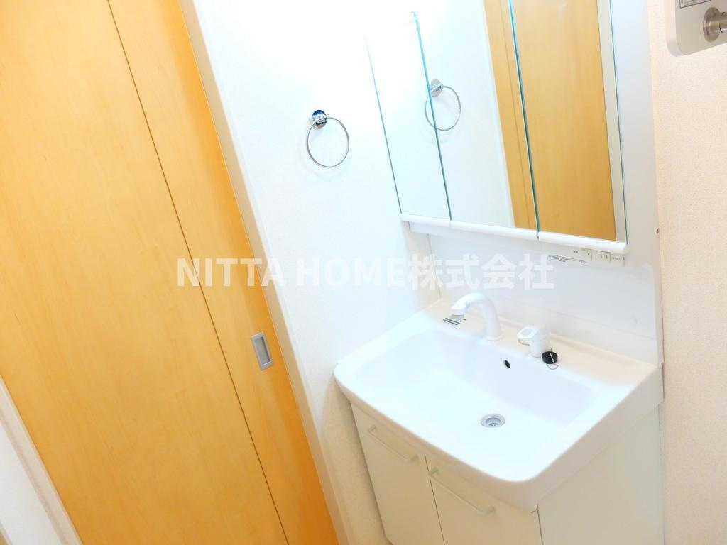 ツバメの洗面所|きれいな独立洗面台もありますよ＾‐＾