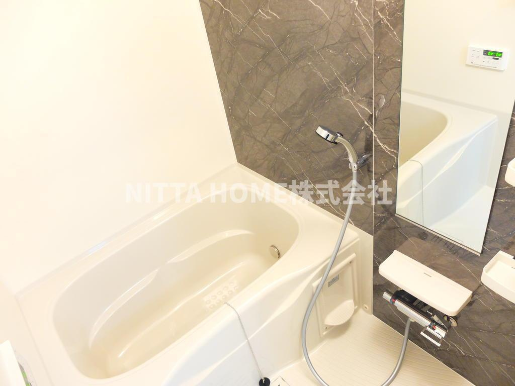 ツバメの浴室|きれいなバスルームで疲れを癒してね♪