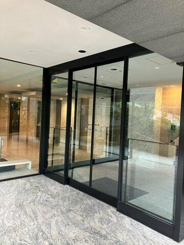 川崎市多摩区生田６丁目の賃貸マンションのエントランス