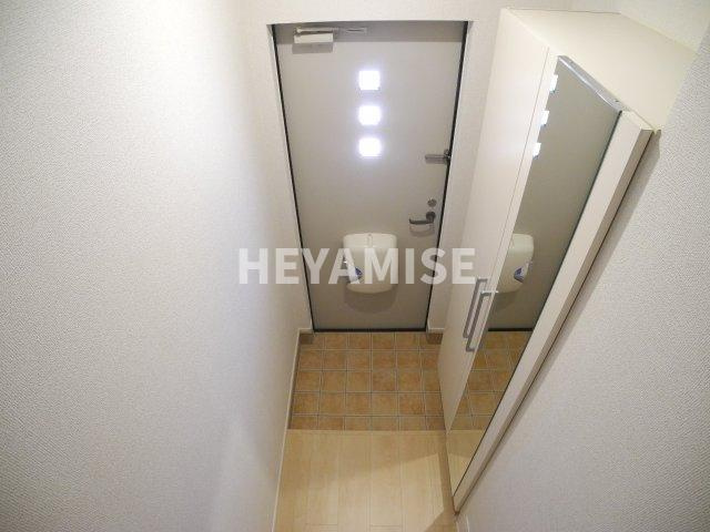 エバー　グリーンの玄関|※室内画像は類似物件のもの