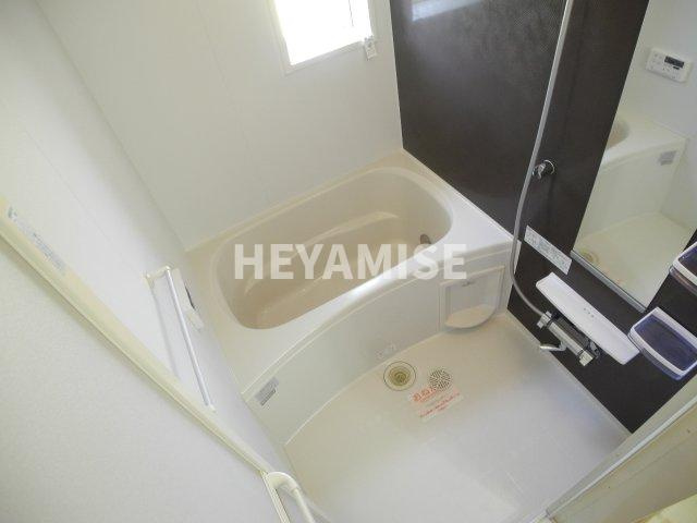 エバー　グリーンの浴室|※室内画像は類似物件のもの