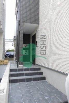 【エントランス】 | KH箱崎東（ケーエイチ箱崎東） | オートロック付き