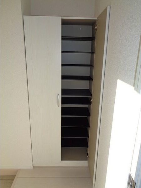 ルーベンス東の玄関