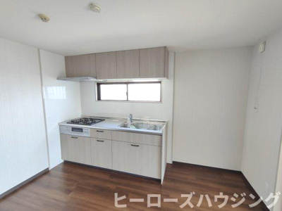 【キッチン】 | ミレ桜塚