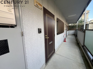 メゾンマリーゴールドのエントランス