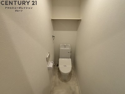 収納棚あり・温水洗浄便座完備