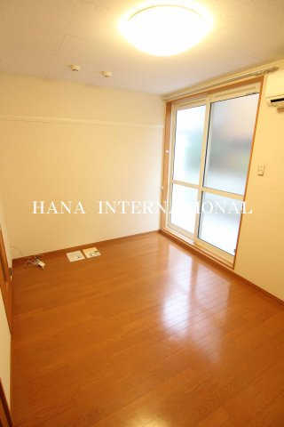 レオパレスモワ・ピエスの寝室