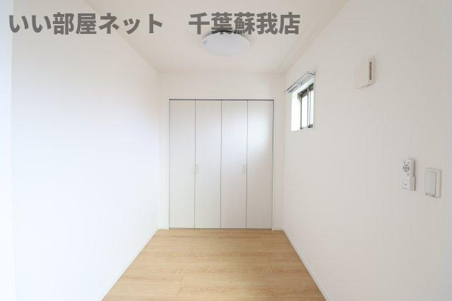 AJ千葉寺003の寝室|使い勝手のいい寝室です