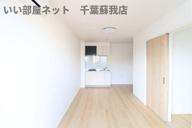 AJ千葉寺003の居間・リビング|居間です