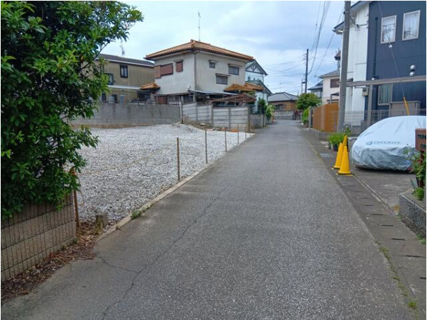 野田市山崎　売地　55坪の前面道路含む現地写真