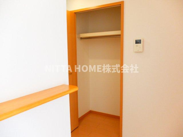 フラワーヒルズＢの収納|たっぷり収納スペース♪