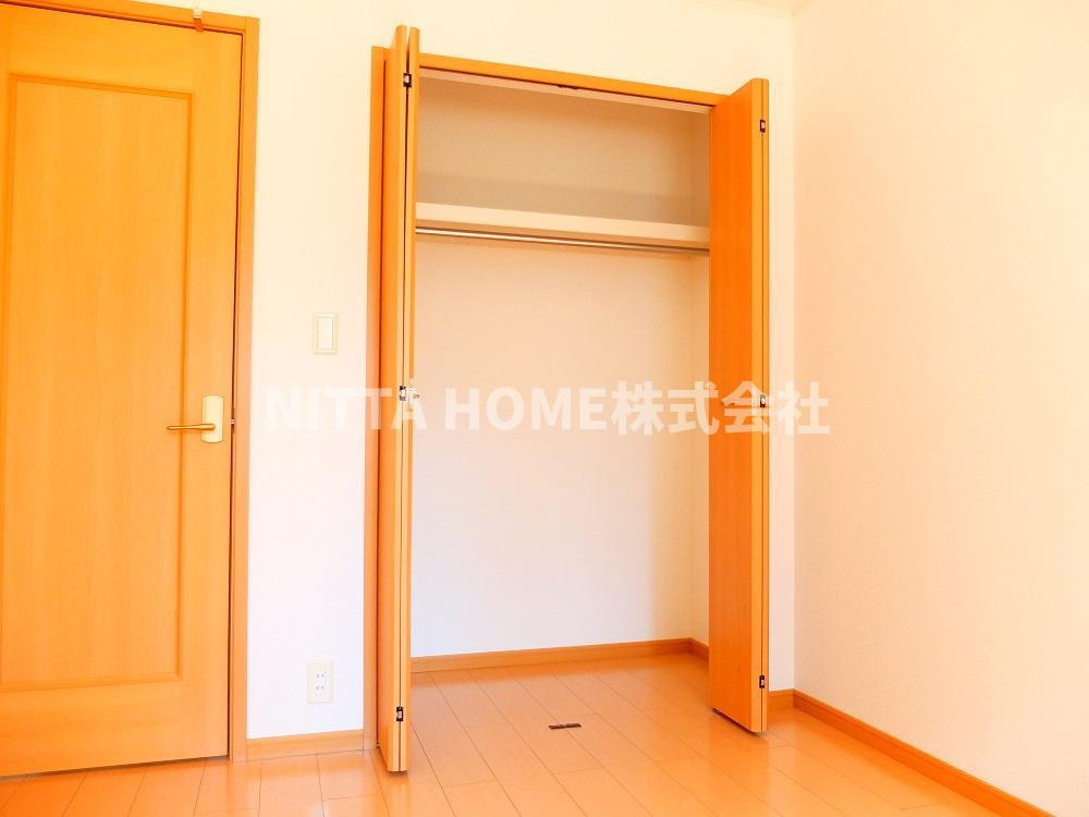 フラワーヒルズＢの収納|大きなクローゼットは魅力的★