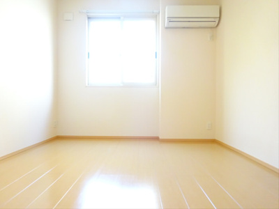 【寝室】 | メゾン鈴