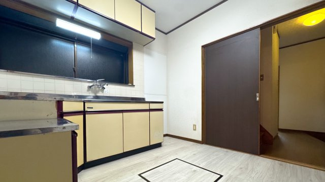 本郷町木村様戸建ての居間・リビング