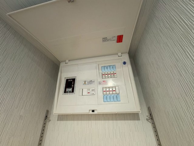 －三丁目不動産-　本庄スカイハイツB棟4階　EV付　内工事の設備