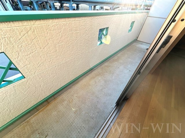 ボン・フレールのバルコニー