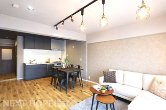 【外観】 | LDKは約14帖の広々空間です♪令和７年７月室内リフォーム済み！お待たせ無しで即ご入居していただけます！！素敵な室内をぜひ現地でご確認ください！