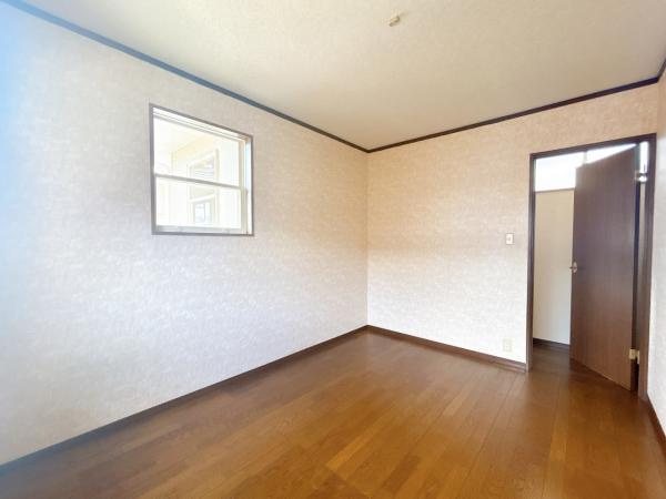 【洋室】 | 2階西側洋室（別アングル）