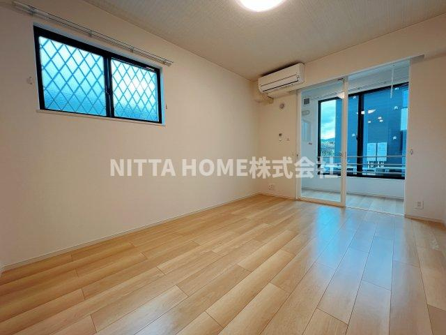 リベルラコッコＢの居間・リビング|※小窓はありません