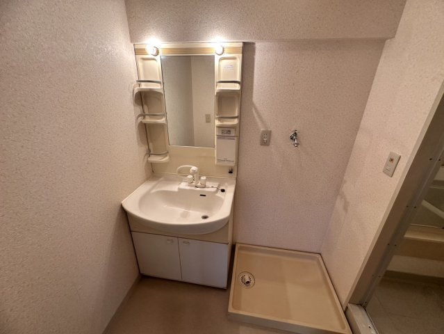 グラシアリノ武蔵浦和の洗面所