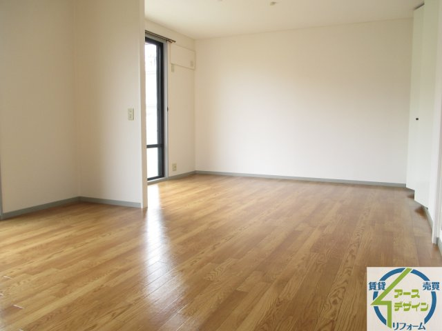 ハイツ王塚の居間・リビング|※類似部屋