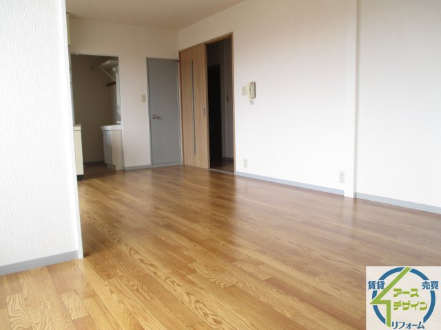 ハイツ王塚の居間・リビング|※類似部屋