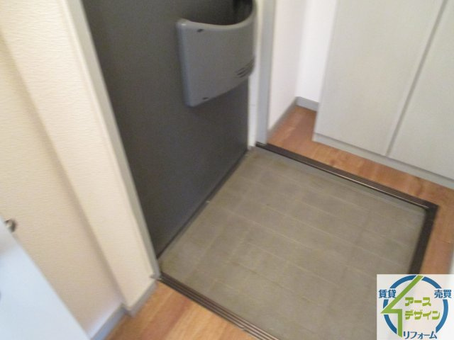 ハイツ王塚の玄関|※類似部屋