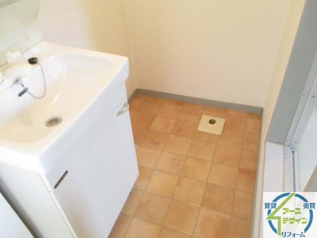 ハイツ王塚の洗面所|※類似部屋