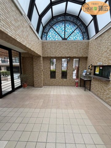 【エントランス】 | ユニライフ明石魚住　2階