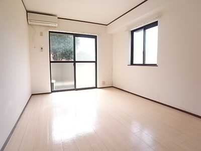 【寝室】 | グレースハイムC