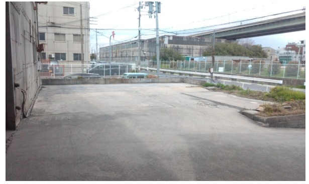 ⼤阪市此花区常吉2丁⽬貸⼯場倉庫事務所の外観
