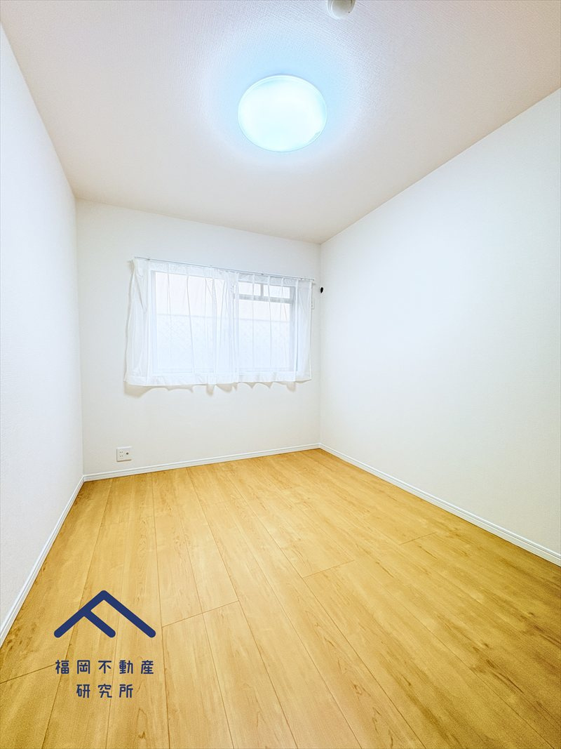 藤崎ロジュマンの洋室