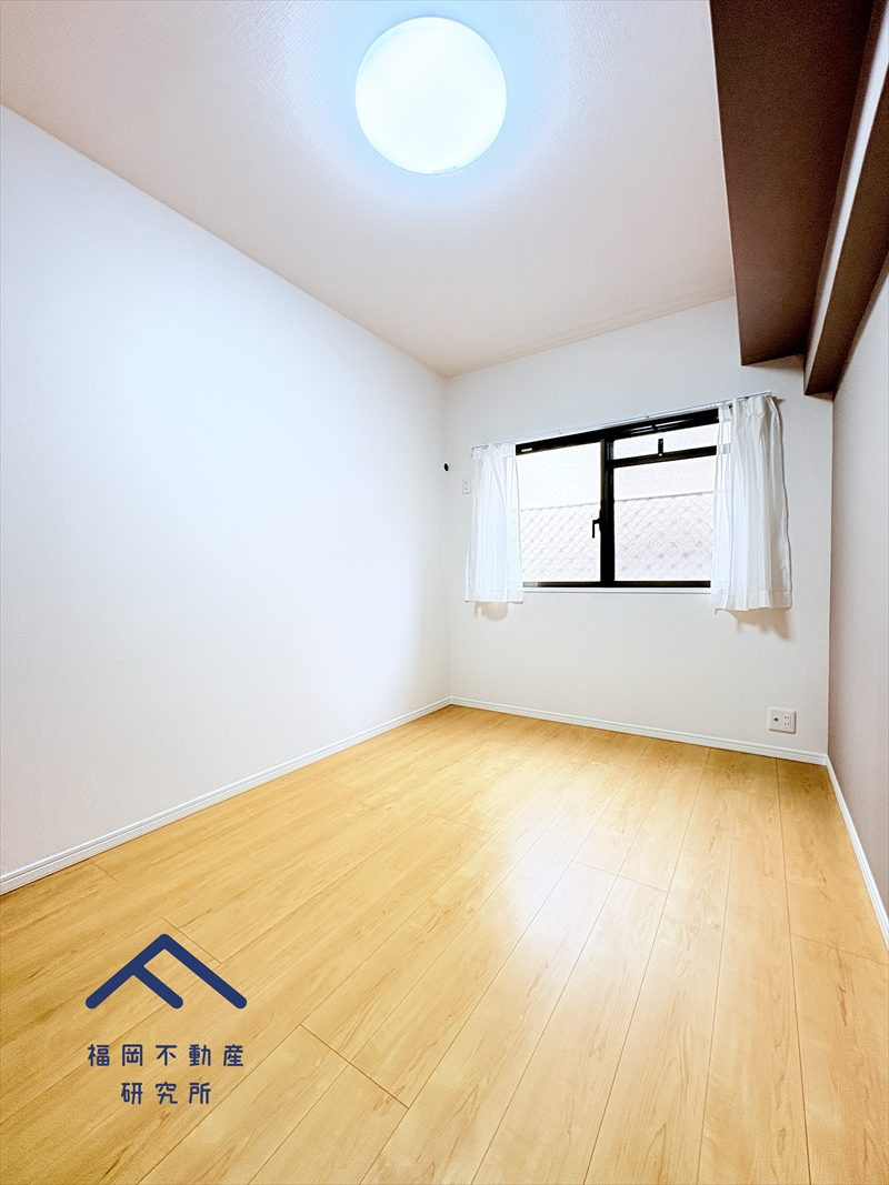 藤崎ロジュマンの洋室