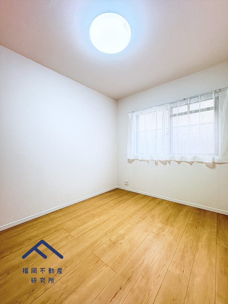 藤崎ロジュマンの洋室