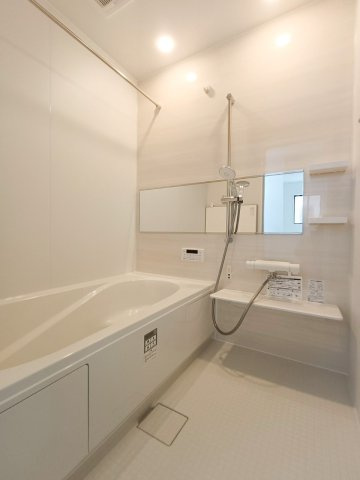 八潮市　八潮7丁目　新築戸建　全8棟の浴室|施工例です