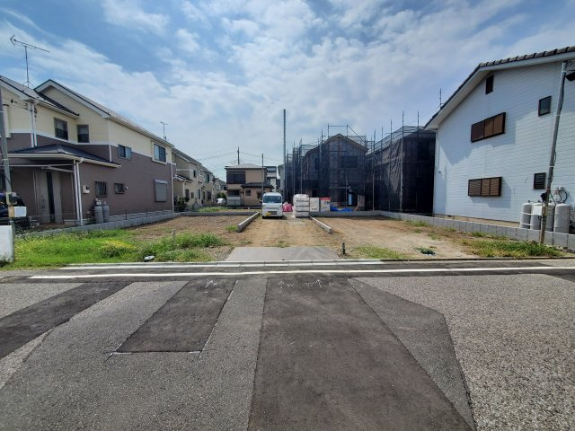八潮市　八潮7丁目　新築戸建　全8棟の前面道路含む現地写真|前面道路含む現地写真です