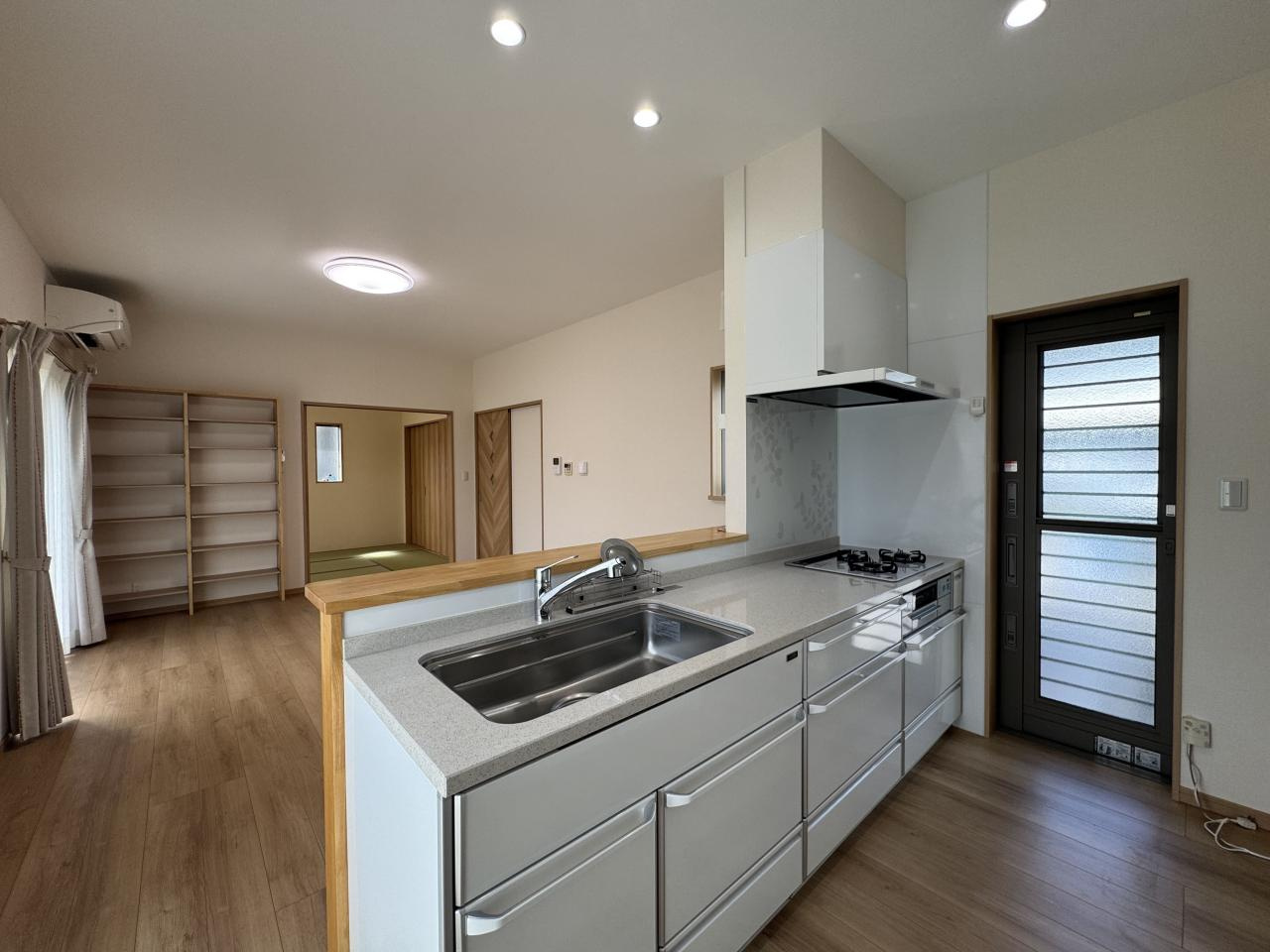 高知市塚ノ原　中古戸建てのキッチン