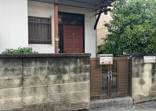 【防犯設備】 | 当然のことではありますが、オートロックやセンサーライト、ホームセキュリティーなどの防犯設備があれば、小さいお子様がいるご家庭も安心ですよね！まず物件購入の際は、防犯設備もチェックするようにしましょう。